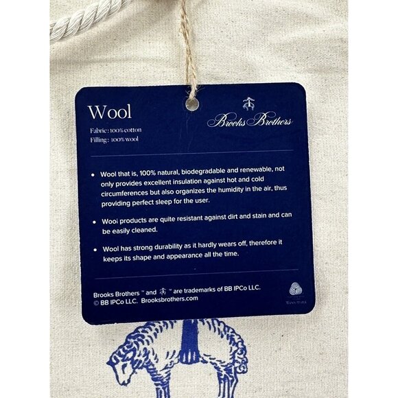 brooks Brothers 100% Wool bed  Pillow Queen size 20”x30” - Picture 3 of 15